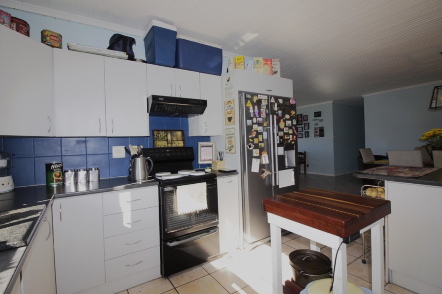 3 Bedroom Property for Sale in Wavecrest Eastern Cape